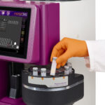Automated Resin Cartridge Carousel on Peptide-Builder
